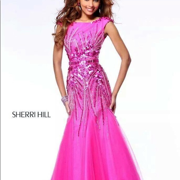 Mermaid Dress - Picture 1 of 2